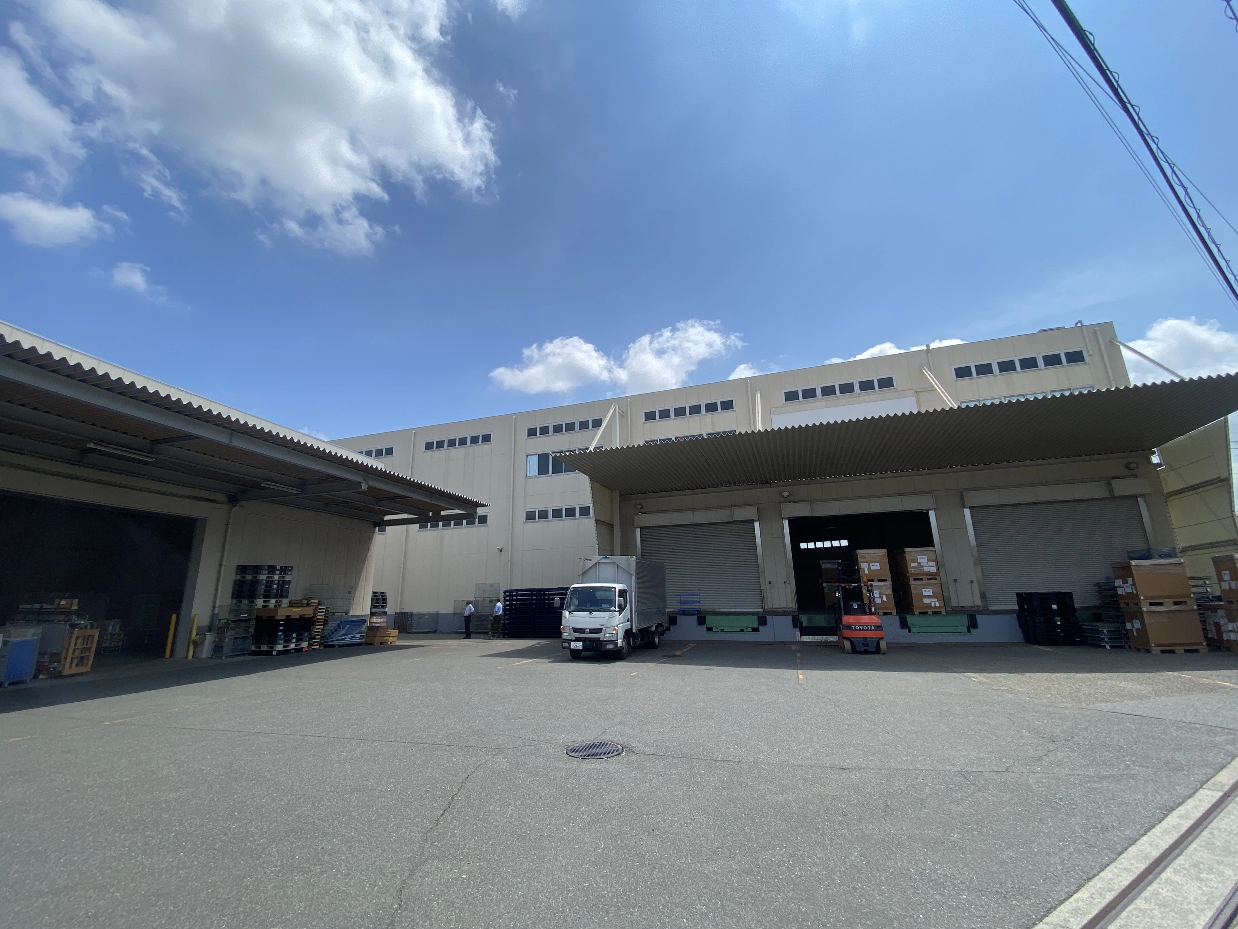 東京都府中市四谷の倉庫